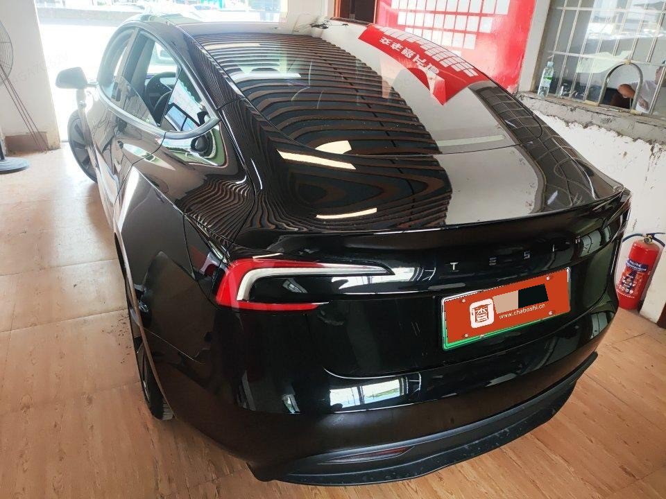 Tesla Model 3 2025 car image #7