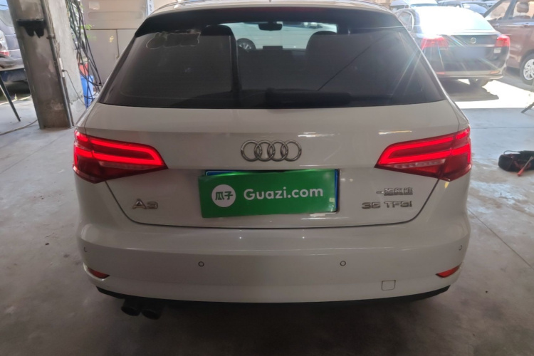 Audi A3 2018 car image #6