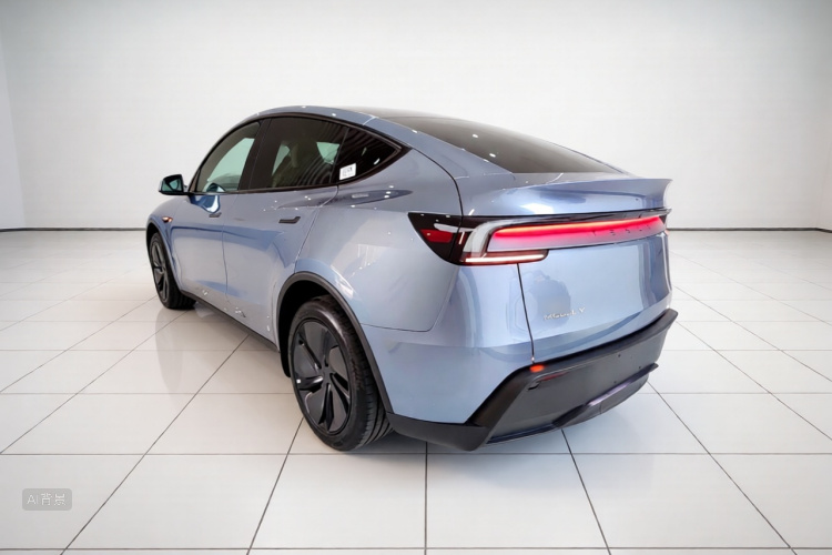 Tesla Model Y 2026 #5 Tesla Model Y 2026 car image #5