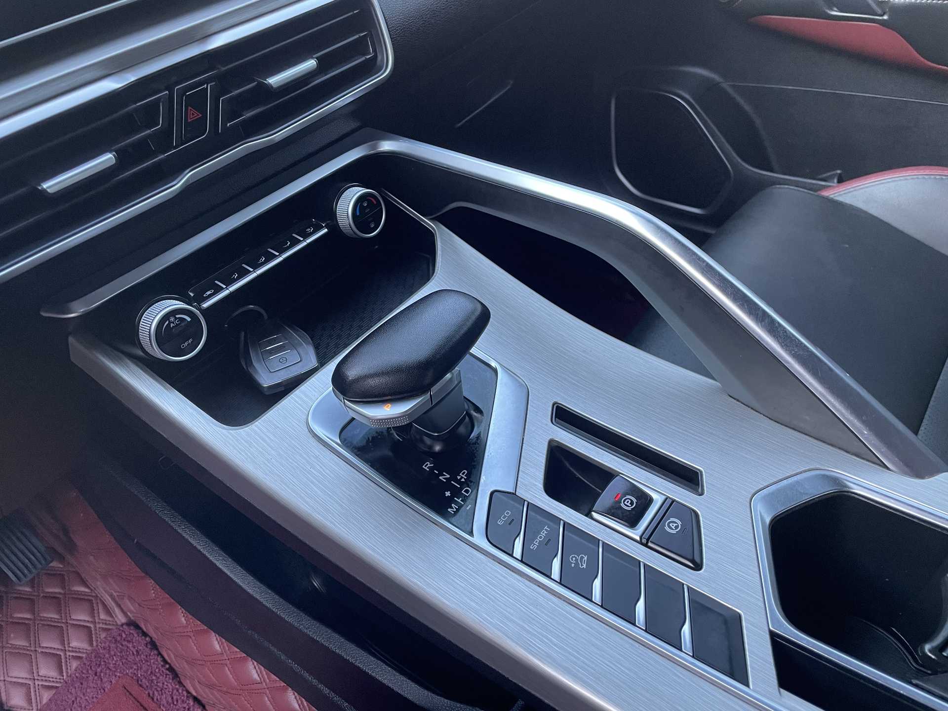 GEELY Coolray 2022 #11 GEELY Coolray 2022 car image #11