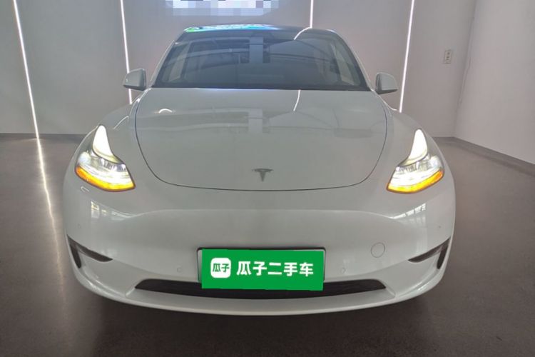 Tesla Model Y 2022 #3 Tesla Model Y 2022 car image #3