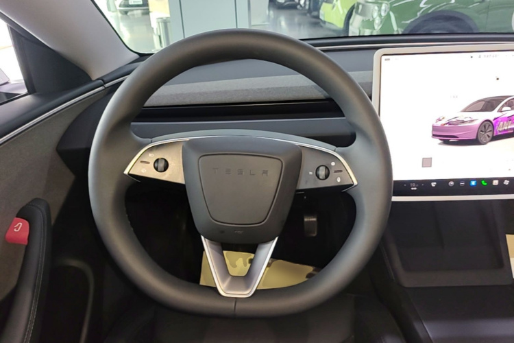 Tesla Model 3 2025 #11 Tesla Model 3 2025 car image #11