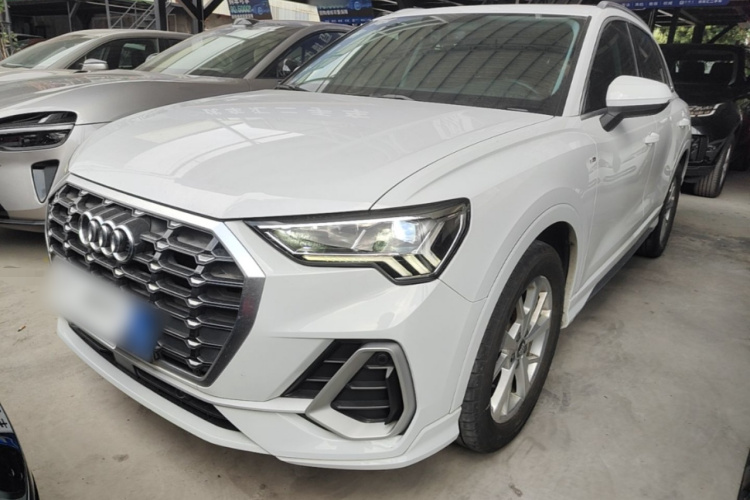 Audi Q3 2020 #2 Audi Q3 2020 car image #2
