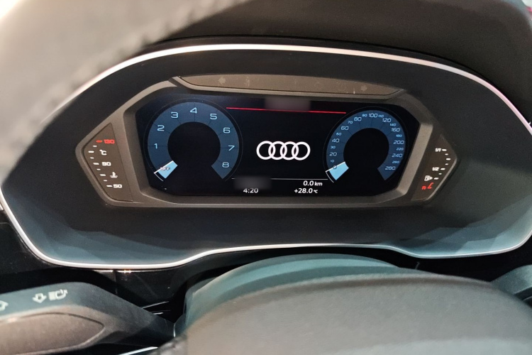 Audi Q3 2021 #20 Audi Q3 2021 car image #20