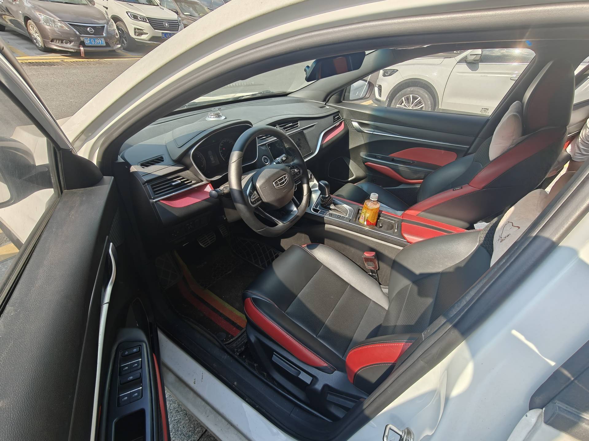 GEELY Binray 2021 immagine di auto #5