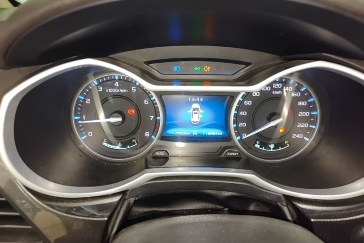 GEELY Emgrand 2017 #12 GEELY Emgrand 2017 car image #12