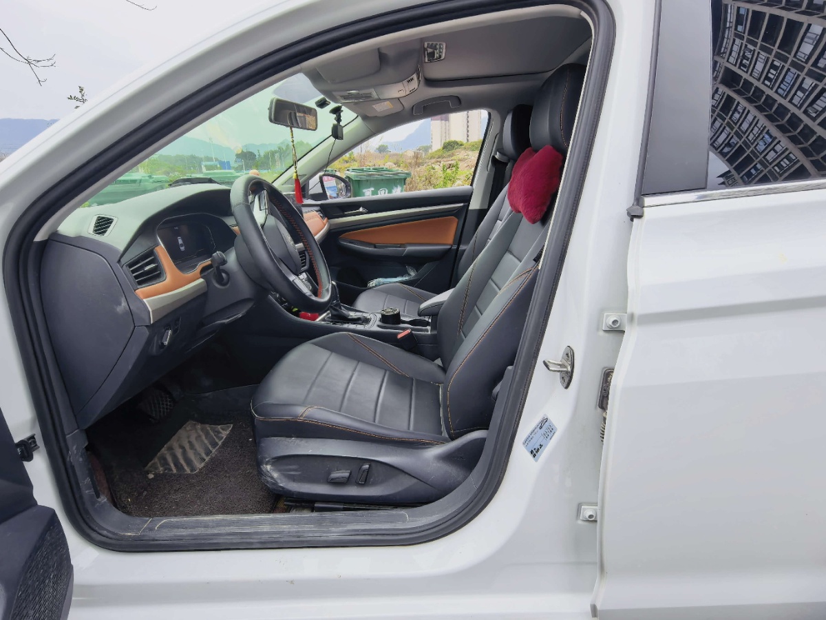 Volkswagen Bora 2025 #5 Volkswagen Bora 2025 immagine di auto #5