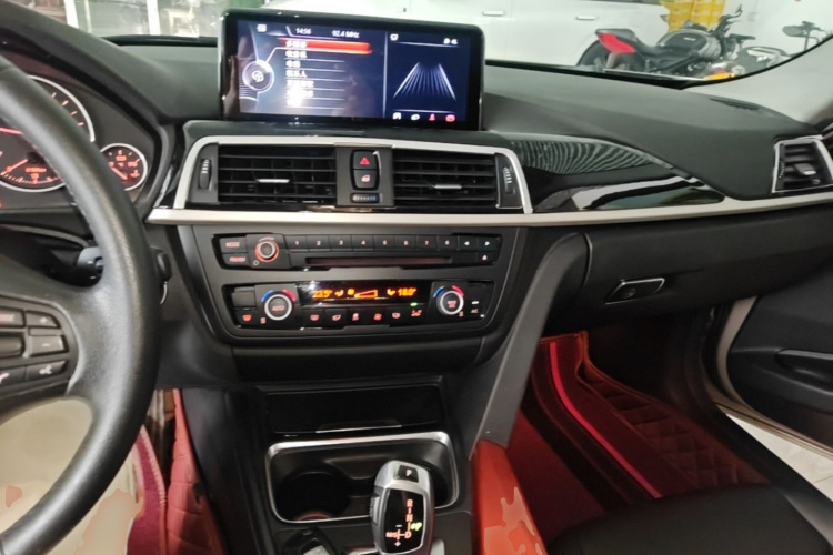 BMW 3 Series 2015 #11 BMW 3 Series 2015 car image #11