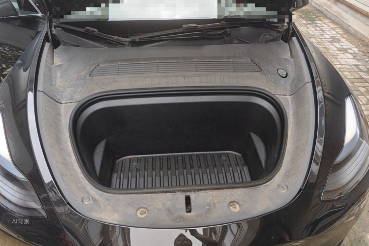 Tesla Model Y 2022 car image #22
