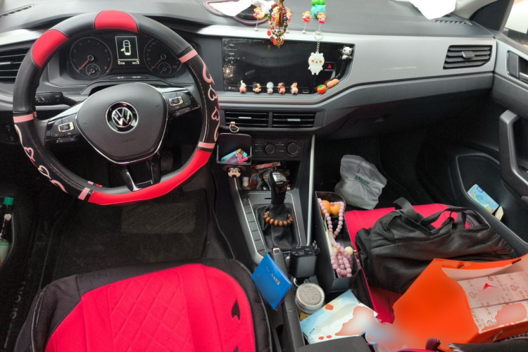 Volkswagen Polo 2022 car image #7