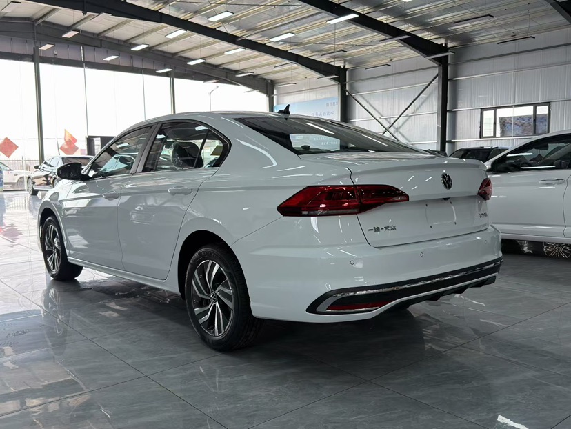 Volkswagen Bora 2026 изображение автомобиля #3
