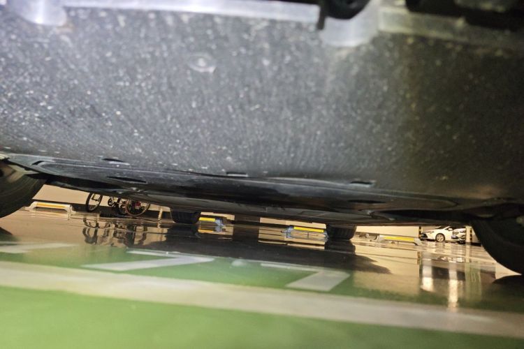 MI SU7 2025 car image #30