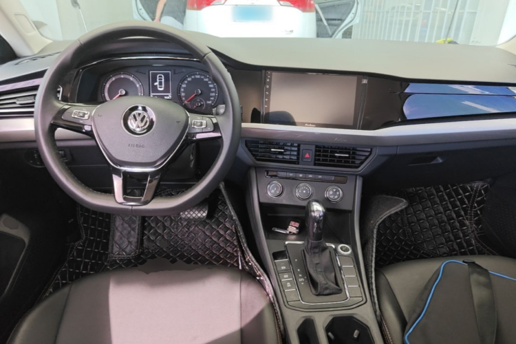 Volkswagen Bora 2021 car image #10