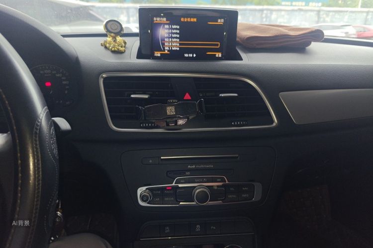 Audi Q3 2017 #15 Audi Q3 2017 car image #15