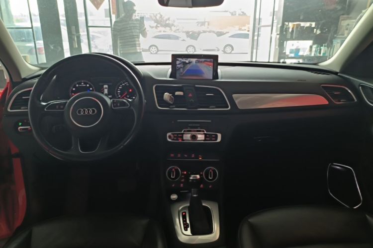Audi Q3 2016 #10 Audi Q3 2016 car image #10