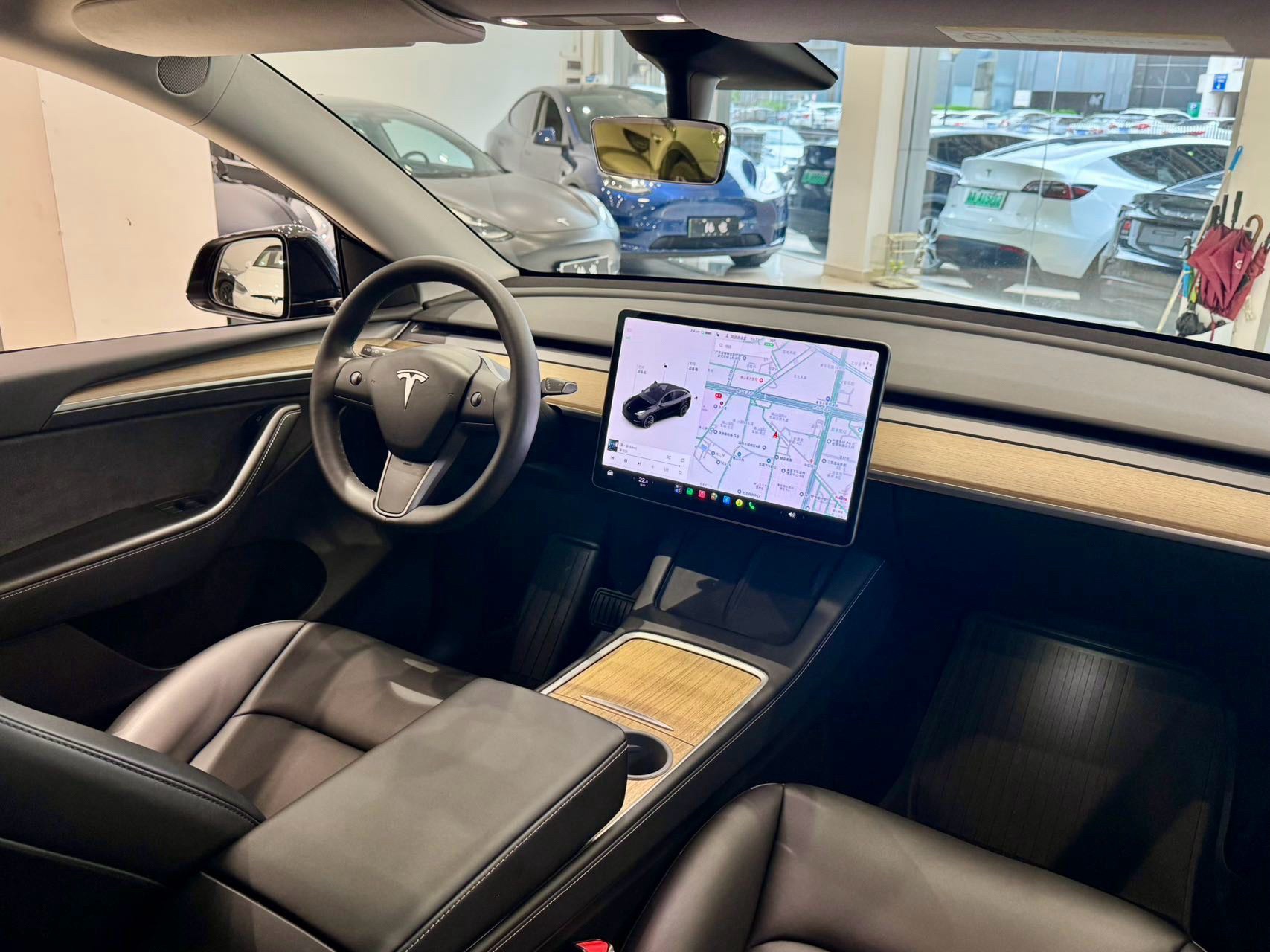 Tesla Model Y 2021 car image #7