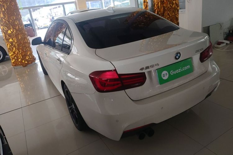 BMW 3 Series 2019 car image #5