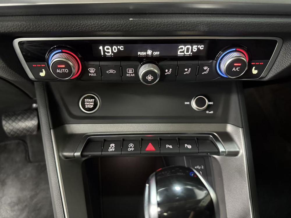 Audi Q3 2022 immagine di auto #10