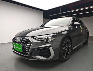 Audi A3 2024 immagine di auto 