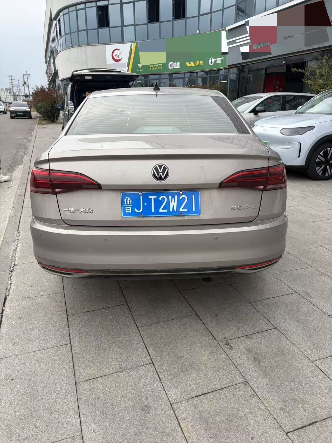 Volkswagen Bora 2022 car image #5