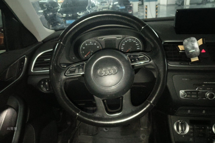 Audi Q3 2014 #12 Audi Q3 2014 car image #12