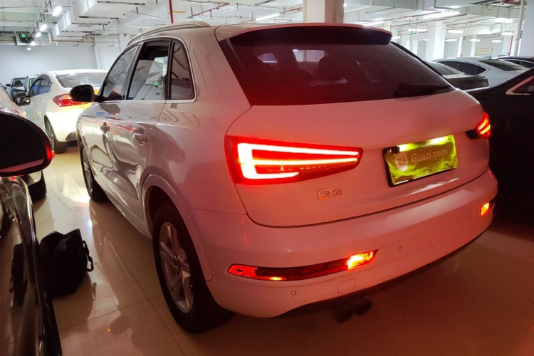 Audi Q3 2018 #5 Audi Q3 2018 car image #5