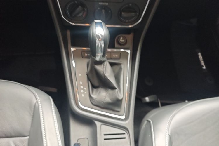 Volkswagen Lavida 2016 #14 Volkswagen Lavida 2016 car image #14