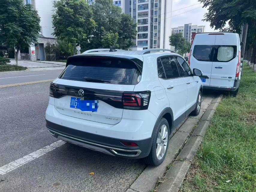 Volkswagen T-Cross 2024 #6 Volkswagen T-Cross 2024 صورة سيارة #6