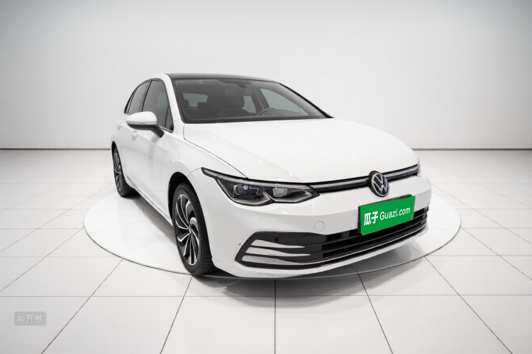 Volkswagen Golf 2024 car image #4