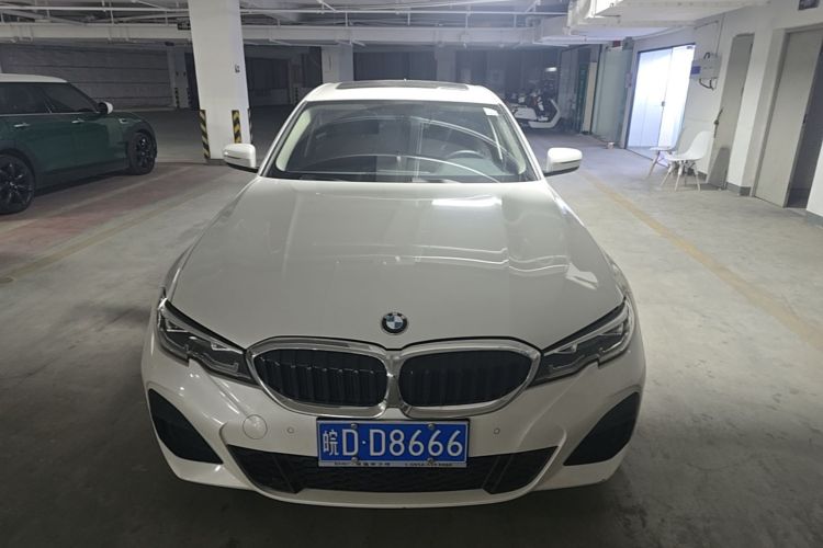 BMW 3 Series 2022 #3 BMW 3 Series 2022 car image #3