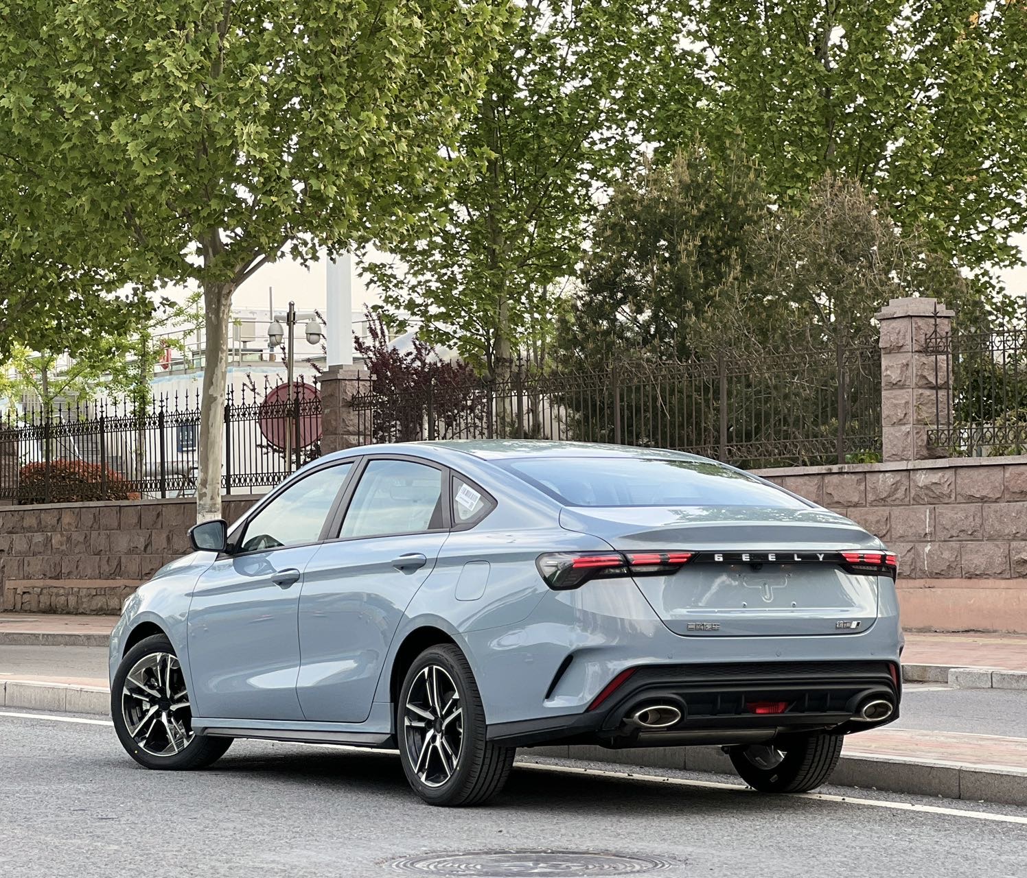 GEELY Binray 2026 image de voiture #5