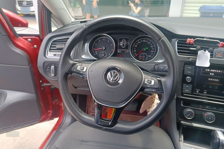 Volkswagen Golf 2019 #12 Volkswagen Golf 2019 car image #12