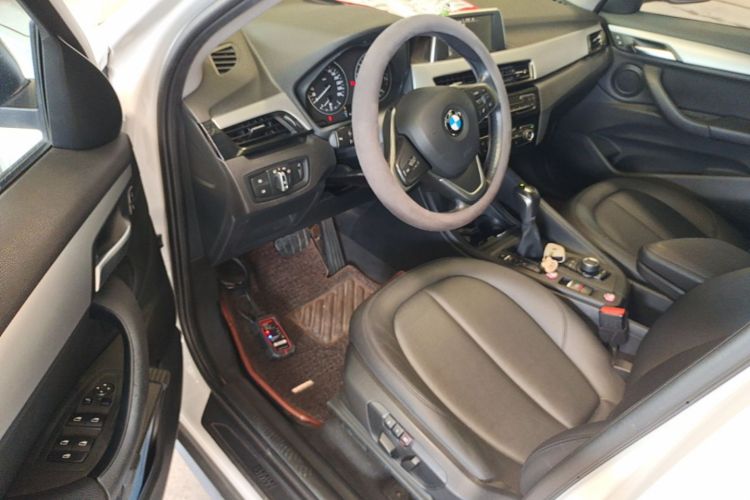 BMW X1 2017 #16 BMW X1 2017 immagine di auto #16