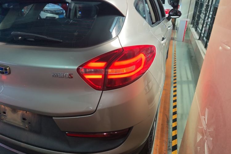GEELY Emgrand GS 2018 #8 GEELY Emgrand GS 2018 car image #8