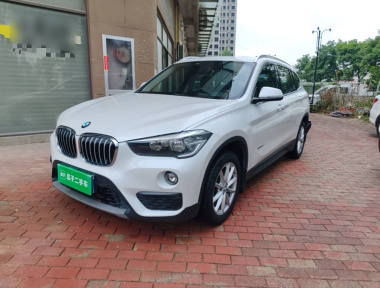 BMW X1 2018 BMW X1 2018 car image
