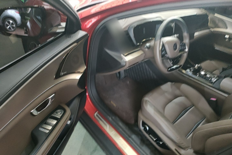 BYD Han 2022 car image #16