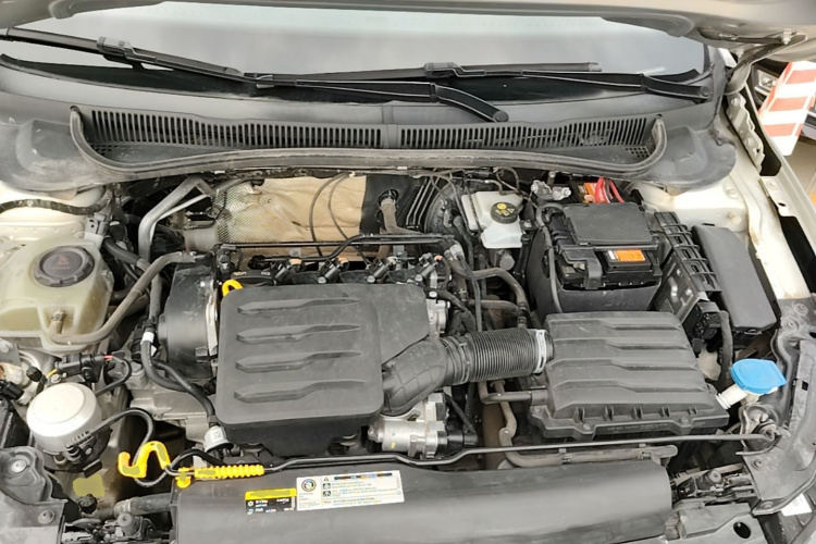 Volkswagen Polo 2021 car image #20