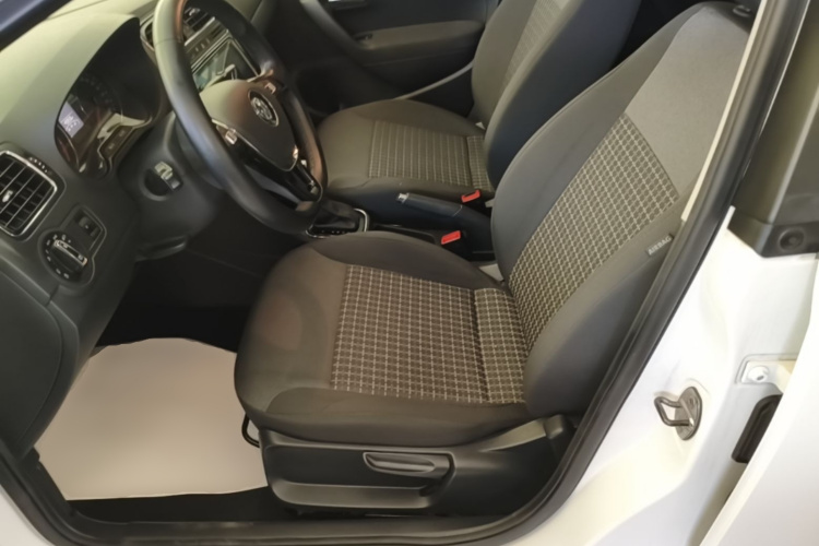 Volkswagen Polo 2019 #15 Volkswagen Polo 2019 car image #15
