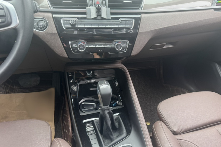 BMW X1 2018 #20 BMW X1 2018 immagine di auto #20