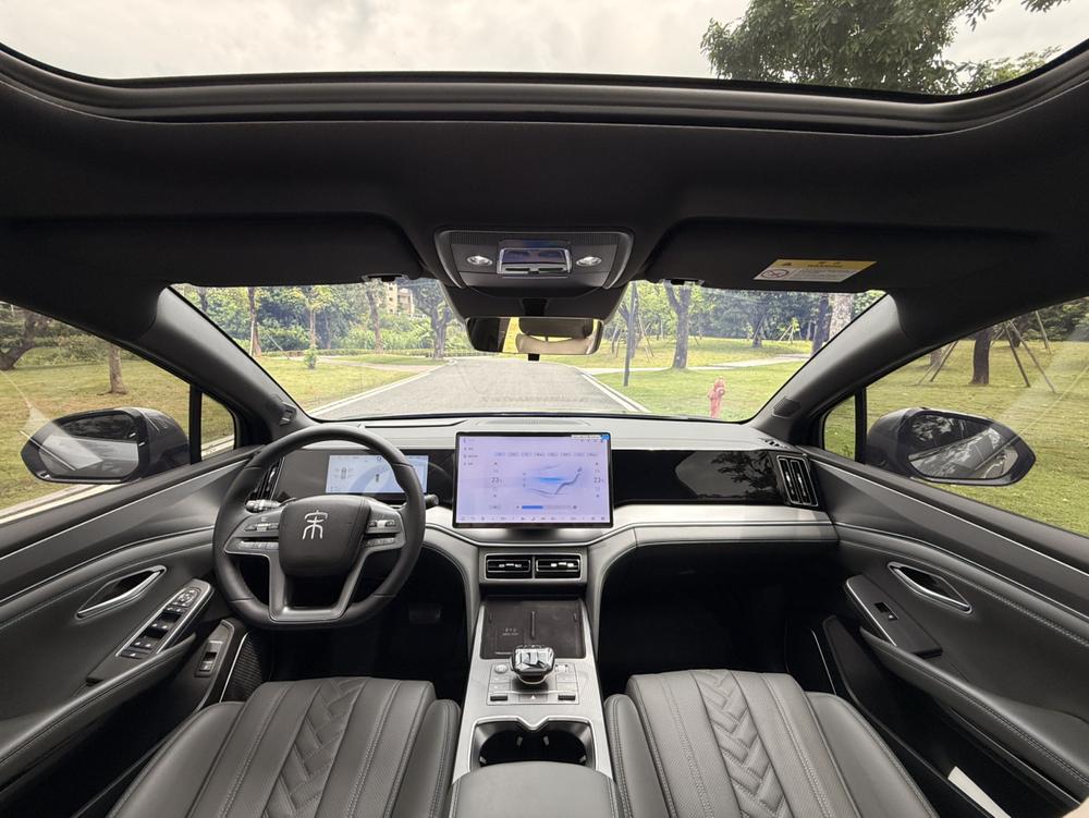 BYD SongL DM-i 2025 car image #7