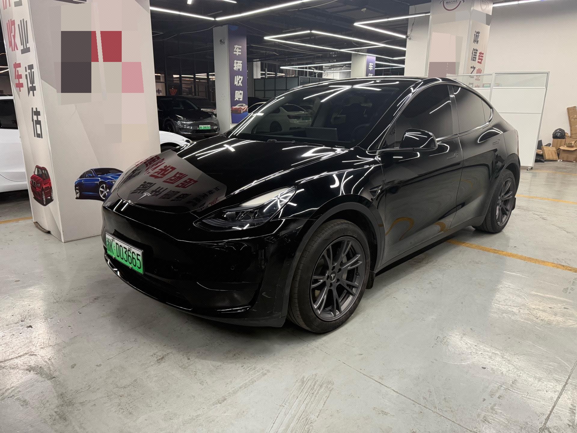 Tesla Model Y 2024 Tesla Model Y 2024 immagine di auto