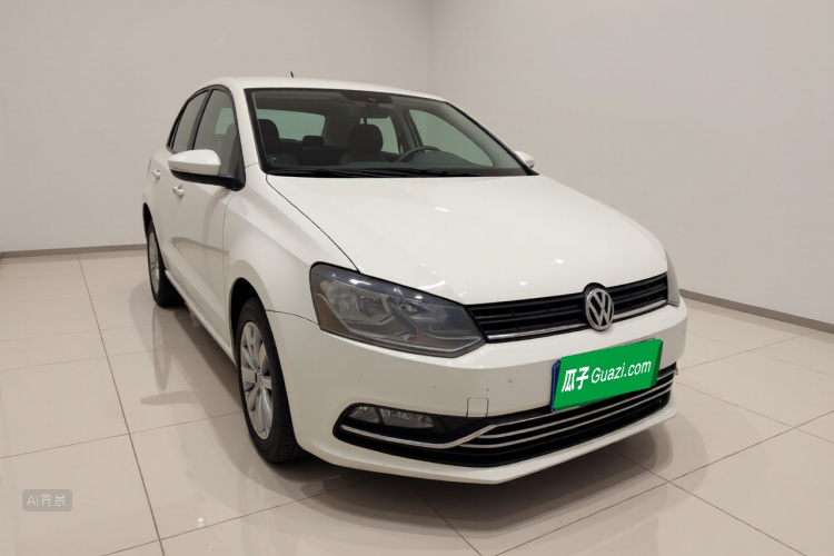 Volkswagen Polo 2015 car image #4