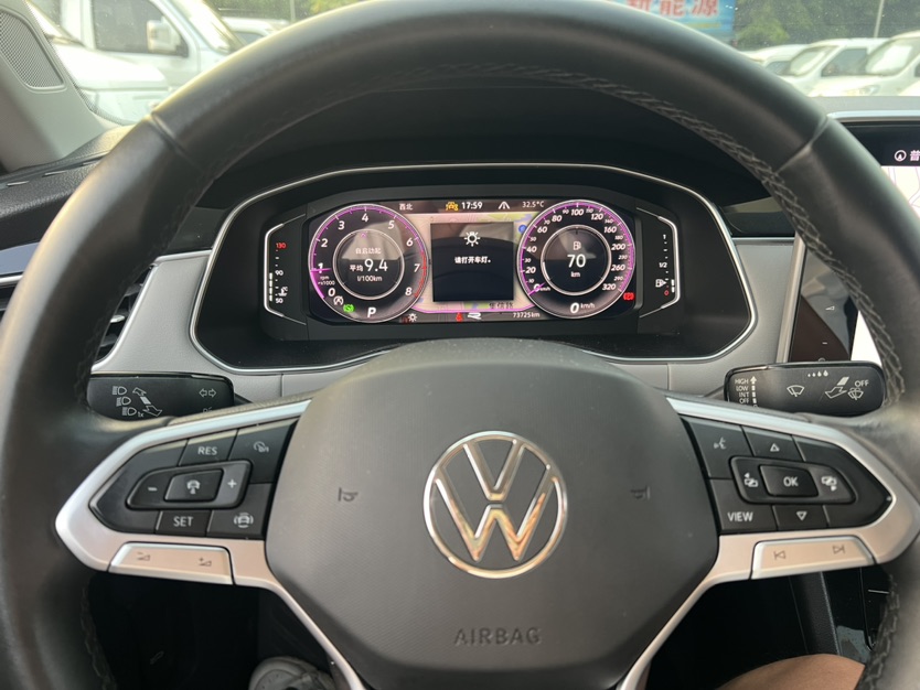 Volkswagen Bora 2023 image de voiture #9