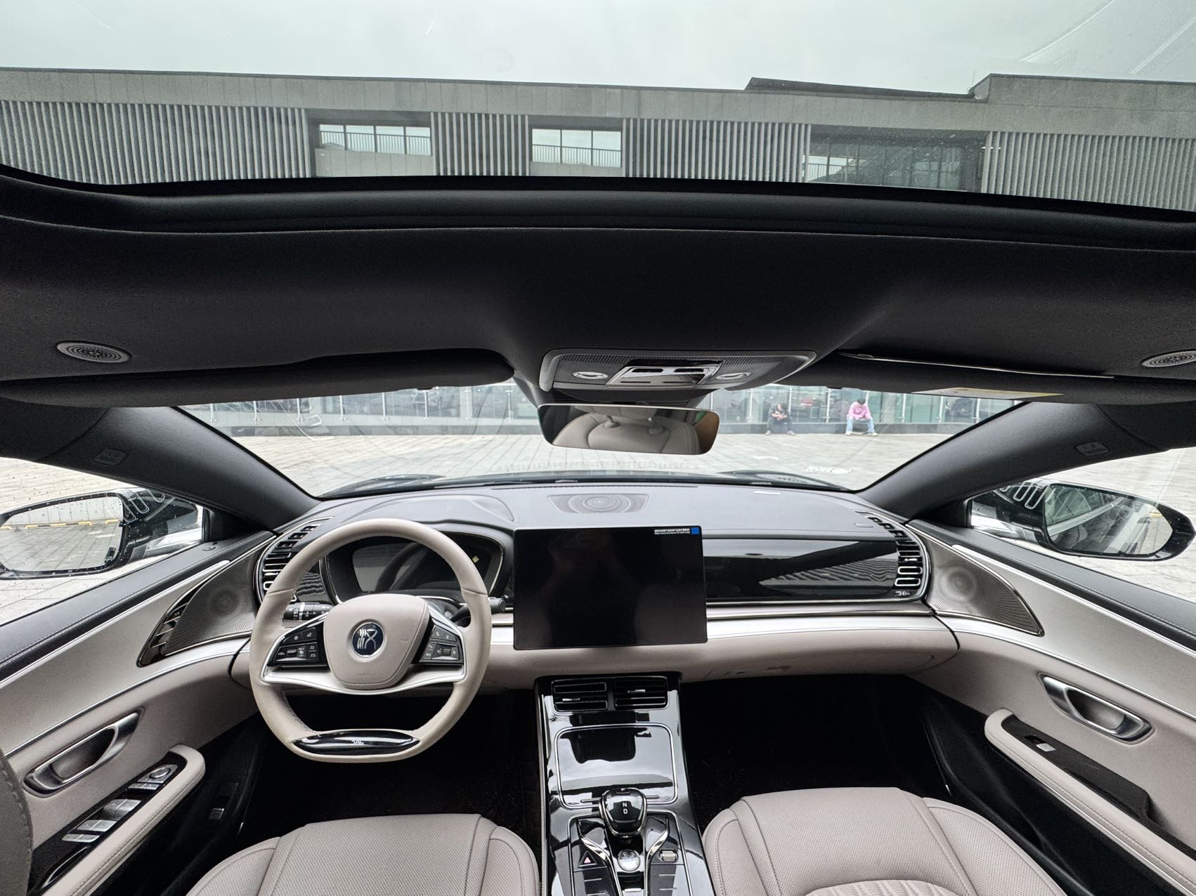 BYD Han 2024 car image #8