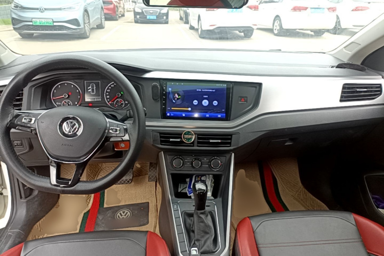 Volkswagen Polo 2021 car image #10