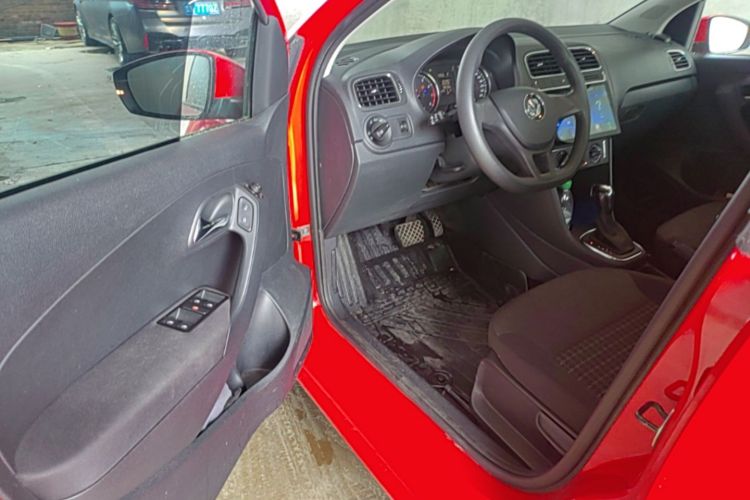 Volkswagen Polo 2016 #16 Volkswagen Polo 2016 car image #16