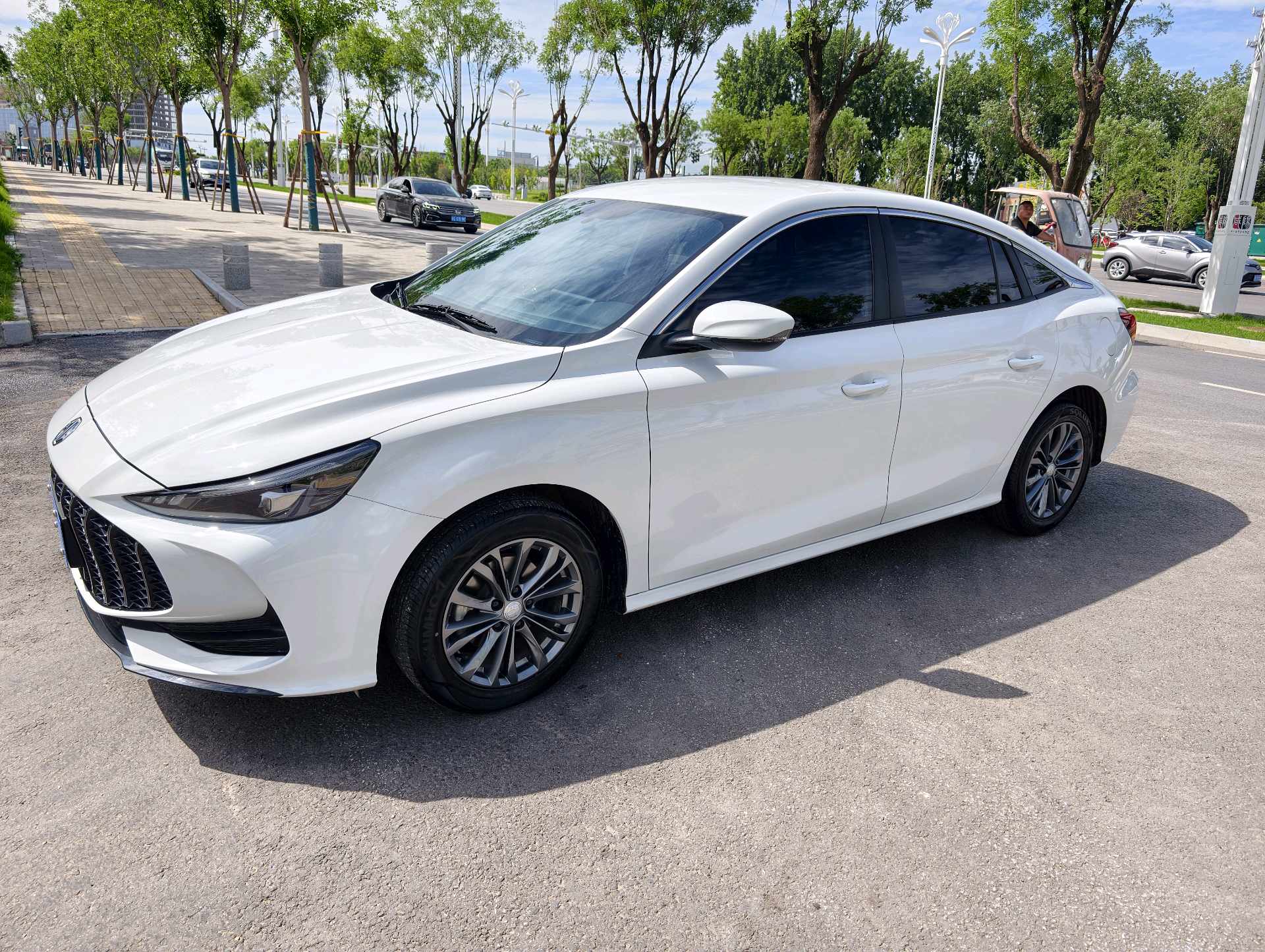 MG 5 2025 汽车图片 