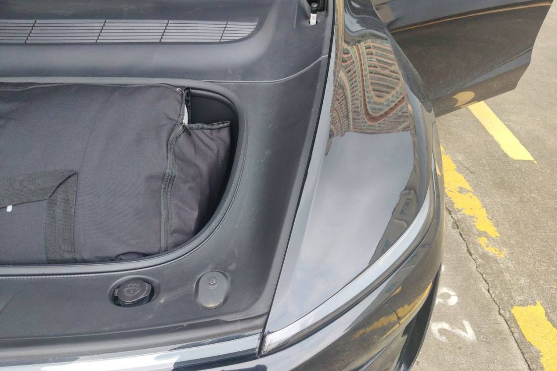 Tesla Model Y 2025 #12 Tesla Model Y 2025 immagine di auto #12