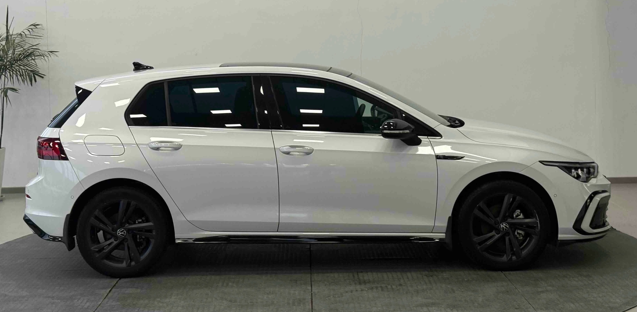 2022 #3 2022 car image #3