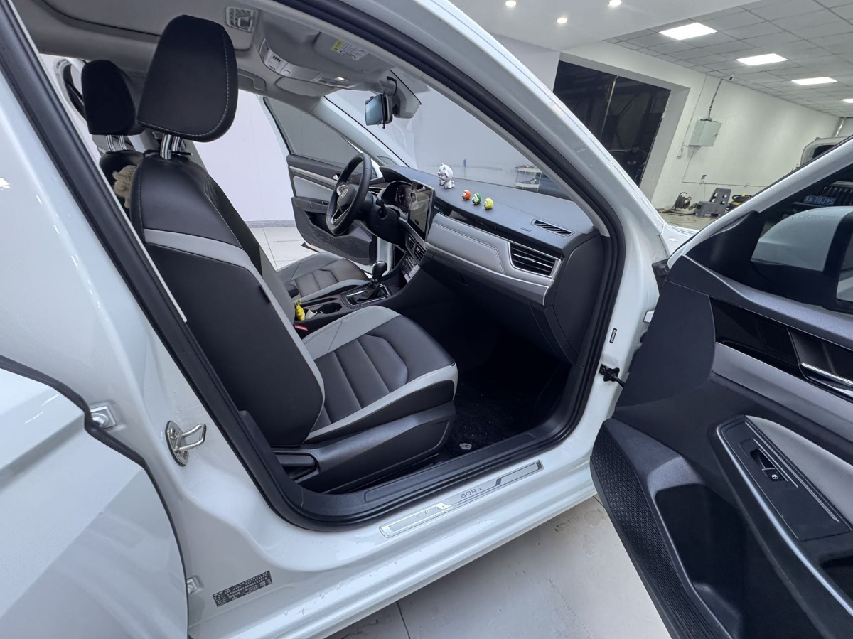 Volkswagen Bora 2022 imagem de carro #11